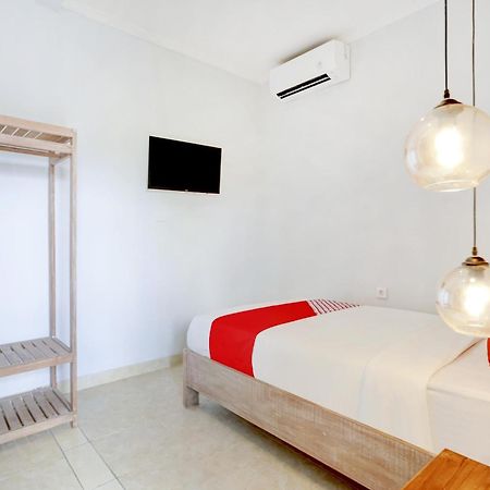 Oyo 90022 Puri Kramas Canggu Экстерьер фото